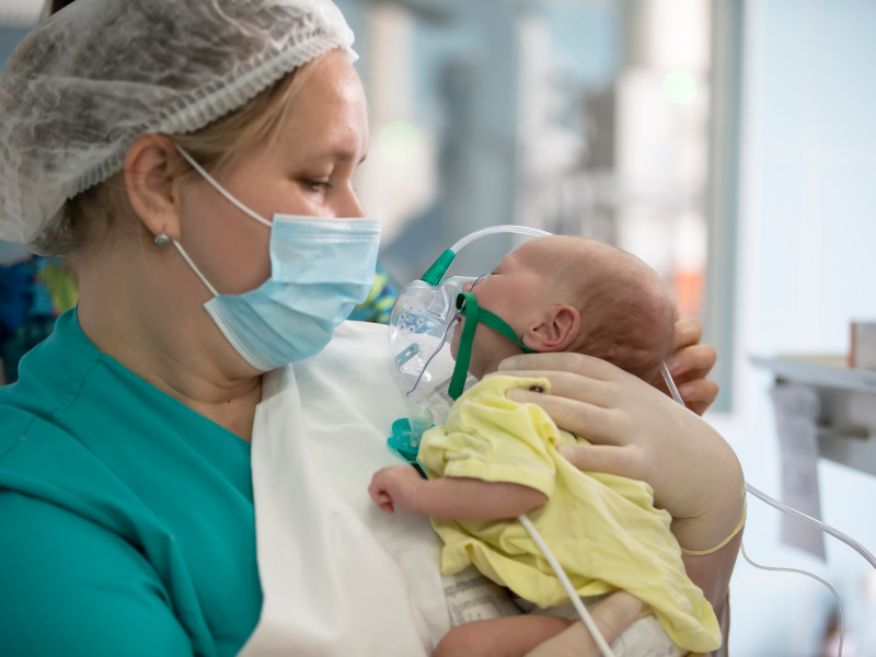 Neonatologia: Cuidado Especializado para os Recém-Nascidos