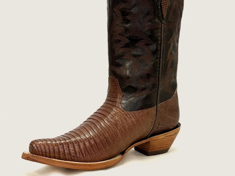 bota escamada masculina e características