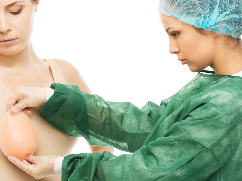 dr de são paulo bom em mamoplastia redutora e qualificações