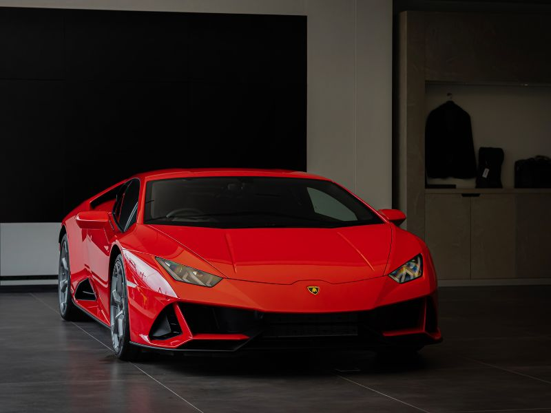 what are the luxury car brands rental