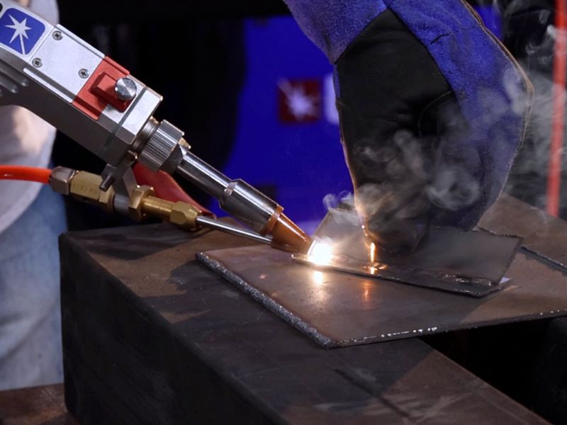 máquina de solda a laser é boa​ e qual usar