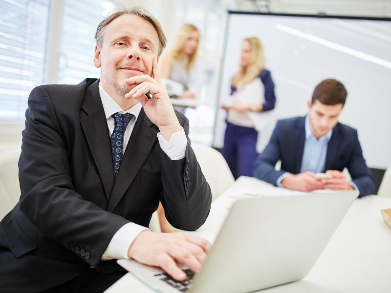 locação de TI notebooks corporativos